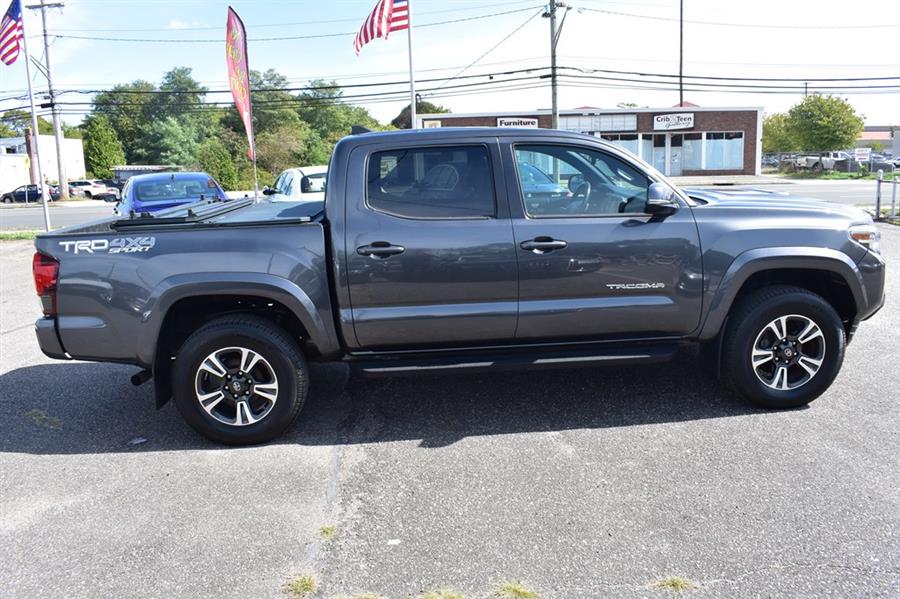2018 Toyota Tacoma DOUBLE CAB, available for sale in Patchogue, New York | 112 Auto Plaza. Patchogue, New York 2018 Toyota Tacoma DOUBLE CAB, available for sale in Patchogue, New York | 112 Auto Plaza. Patchogue, New York