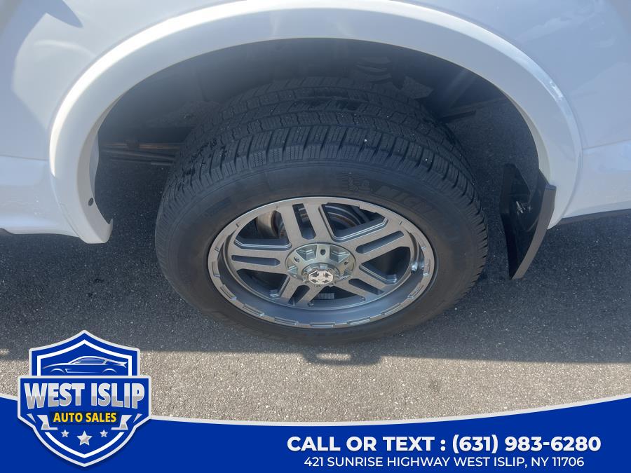 2015 Ford F-150 4WD SuperCrew 145" Platinum, available for sale in West Islip, New York | West Islip Auto Sales. West Islip, New York 2015 Ford F-150 4WD SuperCrew 145" Platinum, available for sale in West Islip, New York | West Islip Auto Sales. West Islip, New York