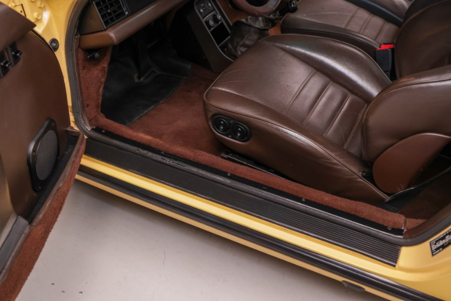 1986 Porsche 911 Carrera, available for sale in North Salem, New York | Meccanic Shop North Inc. North Salem, New York 1986 Porsche 911 Carrera, available for sale in North Salem, New York | Meccanic Shop North Inc. North Salem, New York