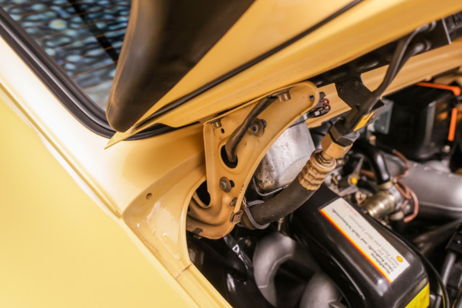 1986 Porsche 911 Carrera, available for sale in North Salem, New York | Meccanic Shop North Inc. North Salem, New York 1986 Porsche 911 Carrera, available for sale in North Salem, New York | Meccanic Shop North Inc. North Salem, New York