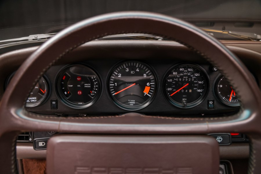 1986 Porsche 911 Carrera, available for sale in North Salem, New York | Meccanic Shop North Inc. North Salem, New York 1986 Porsche 911 Carrera, available for sale in North Salem, New York | Meccanic Shop North Inc. North Salem, New York