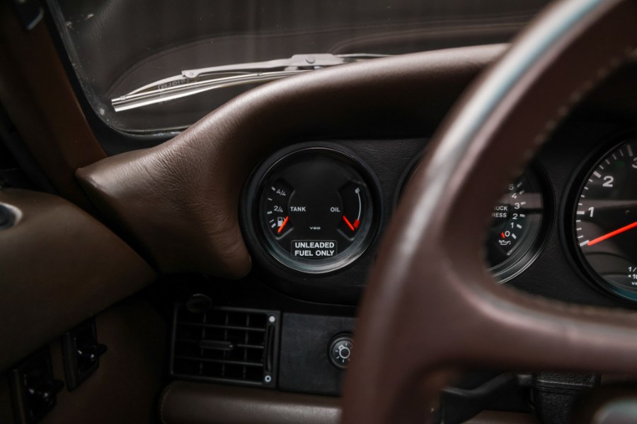 1986 Porsche 911 Carrera, available for sale in North Salem, New York | Meccanic Shop North Inc. North Salem, New York 1986 Porsche 911 Carrera, available for sale in North Salem, New York | Meccanic Shop North Inc. North Salem, New York