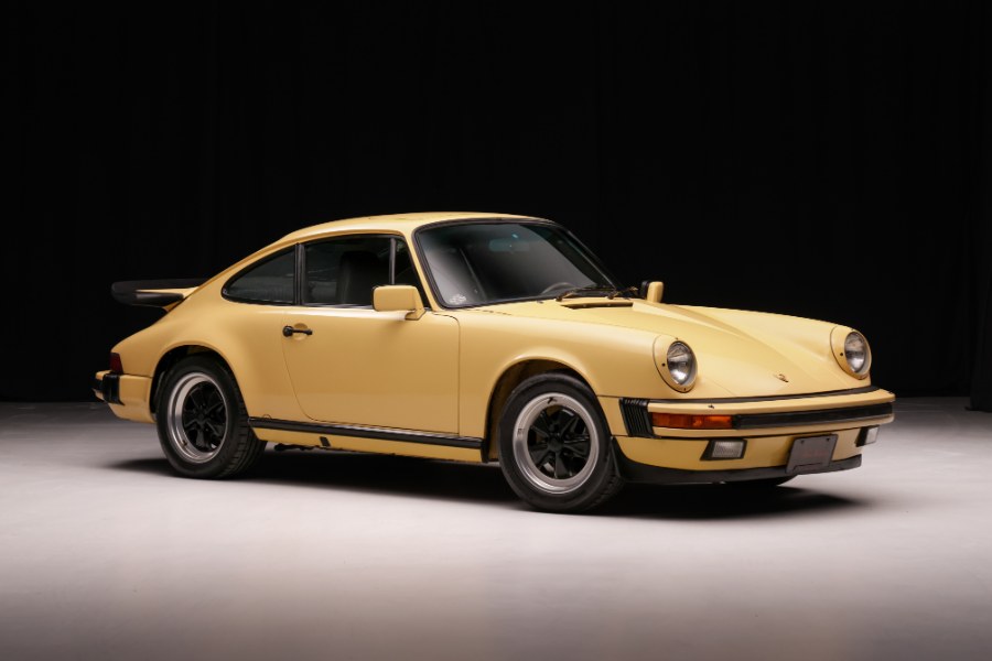 1986 Porsche 911 Carrera, available for sale in North Salem, New York | Meccanic Shop North Inc. North Salem, New York 1986 Porsche 911 Carrera, available for sale in North Salem, New York | Meccanic Shop North Inc. North Salem, New York