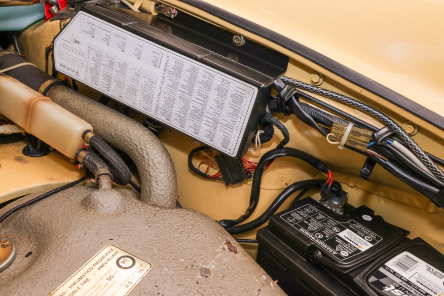 1986 Porsche 911 Carrera, available for sale in North Salem, New York | Meccanic Shop North Inc. North Salem, New York 1986 Porsche 911 Carrera, available for sale in North Salem, New York | Meccanic Shop North Inc. North Salem, New York