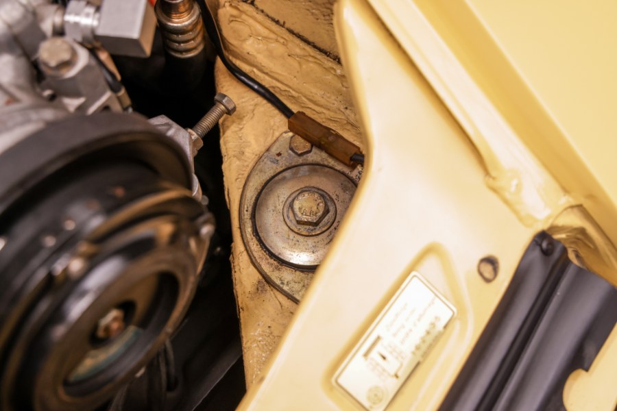 1986 Porsche 911 Carrera, available for sale in North Salem, New York | Meccanic Shop North Inc. North Salem, New York 1986 Porsche 911 Carrera, available for sale in North Salem, New York | Meccanic Shop North Inc. North Salem, New York