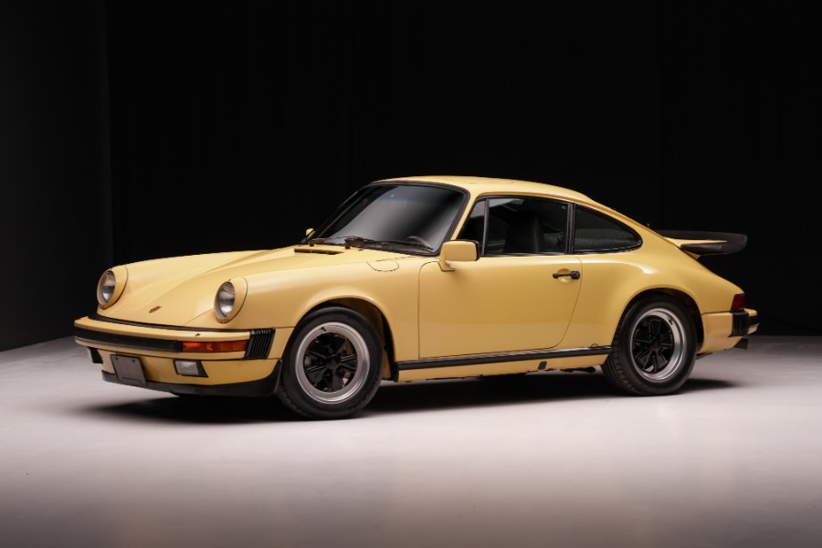1986 Porsche 911 Carrera, available for sale in North Salem, New York | Meccanic Shop North Inc. North Salem, New York 1986 Porsche 911 Carrera, available for sale in North Salem, New York | Meccanic Shop North Inc. North Salem, New York