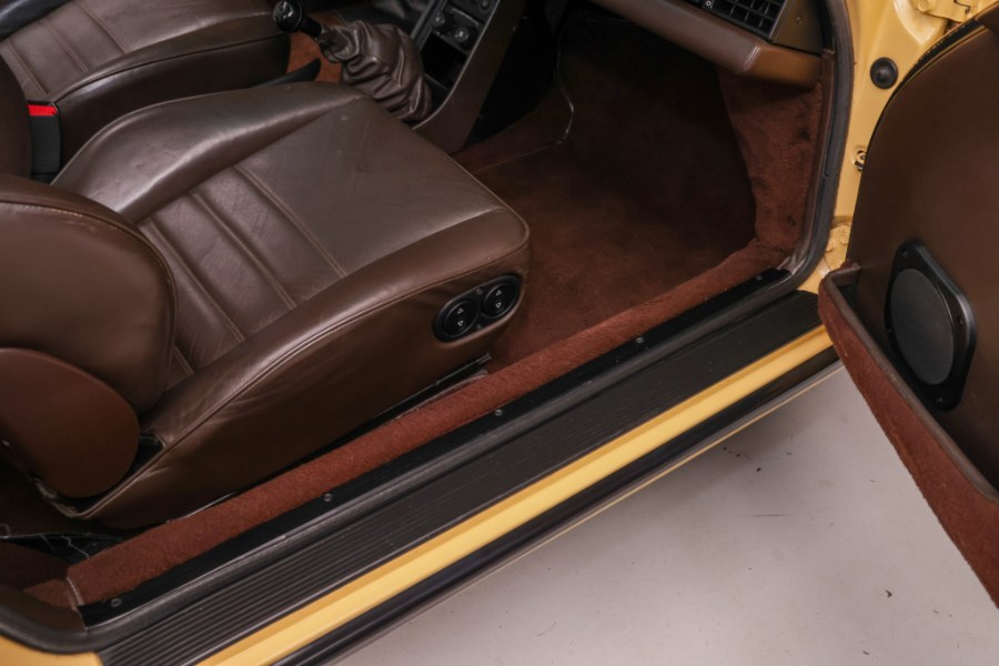 1986 Porsche 911 Carrera, available for sale in North Salem, New York | Meccanic Shop North Inc. North Salem, New York 1986 Porsche 911 Carrera, available for sale in North Salem, New York | Meccanic Shop North Inc. North Salem, New York