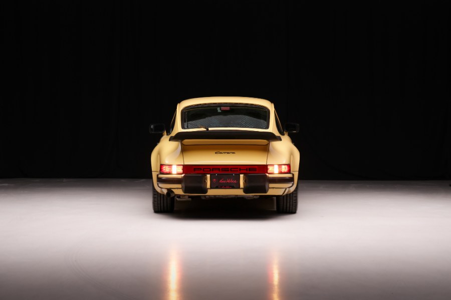 1986 Porsche 911 Carrera, available for sale in North Salem, New York | Meccanic Shop North Inc. North Salem, New York 1986 Porsche 911 Carrera, available for sale in North Salem, New York | Meccanic Shop North Inc. North Salem, New York