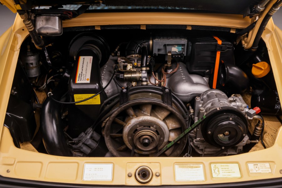 1986 Porsche 911 Carrera, available for sale in North Salem, New York | Meccanic Shop North Inc. North Salem, New York 1986 Porsche 911 Carrera, available for sale in North Salem, New York | Meccanic Shop North Inc. North Salem, New York