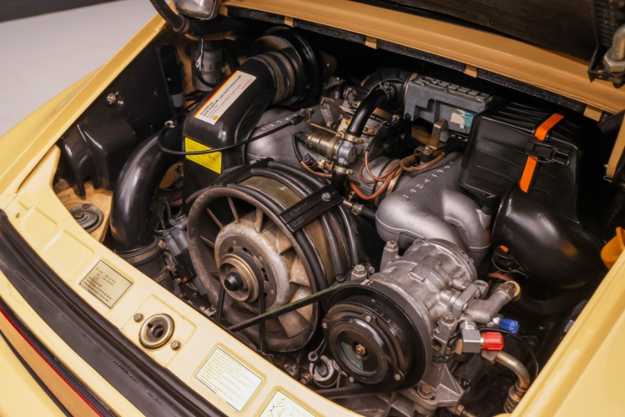 1986 Porsche 911 Carrera, available for sale in North Salem, New York | Meccanic Shop North Inc. North Salem, New York 1986 Porsche 911 Carrera, available for sale in North Salem, New York | Meccanic Shop North Inc. North Salem, New York