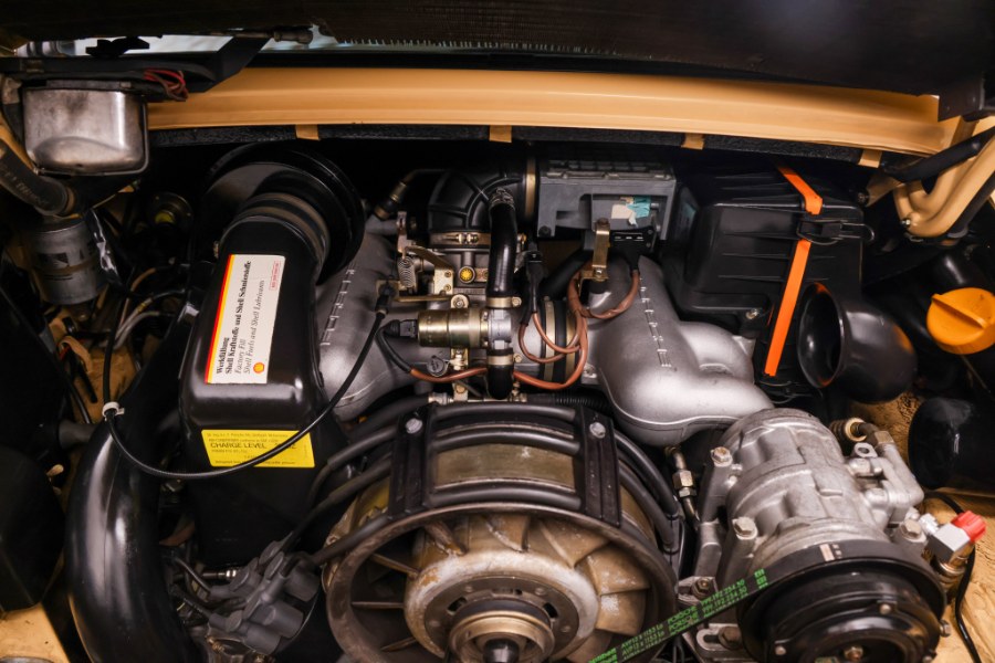 1986 Porsche 911 Carrera, available for sale in North Salem, New York | Meccanic Shop North Inc. North Salem, New York 1986 Porsche 911 Carrera, available for sale in North Salem, New York | Meccanic Shop North Inc. North Salem, New York