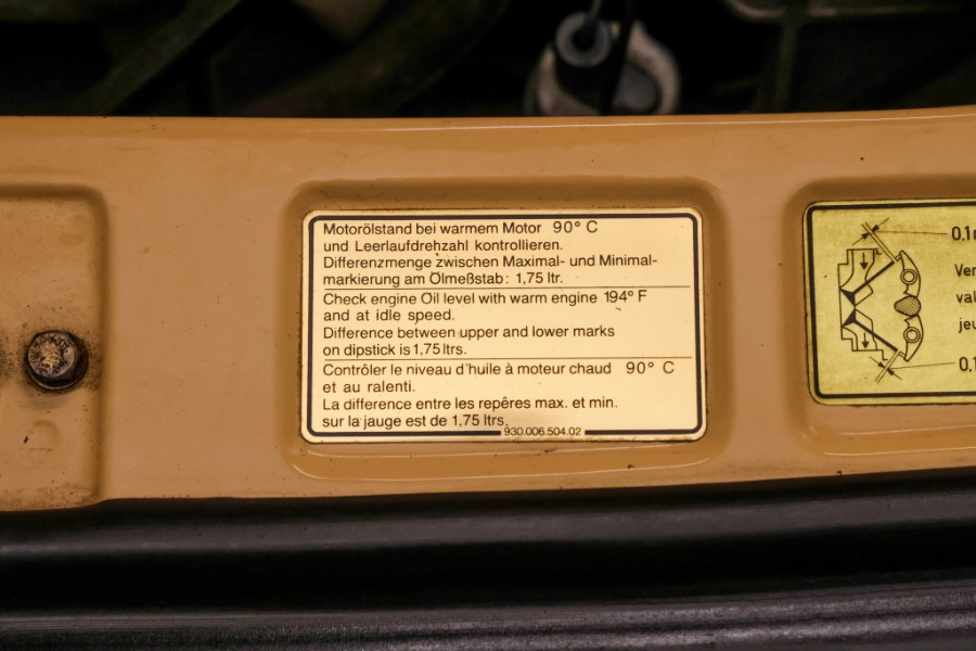 1986 Porsche 911 Carrera, available for sale in North Salem, New York | Meccanic Shop North Inc. North Salem, New York 1986 Porsche 911 Carrera, available for sale in North Salem, New York | Meccanic Shop North Inc. North Salem, New York