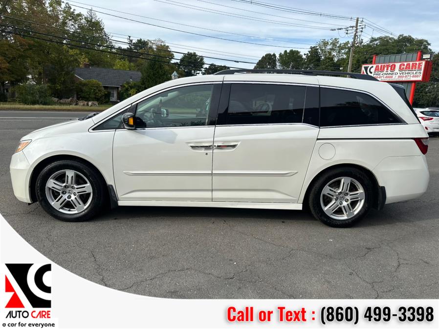 2013 Honda Odyssey Touring photo 4