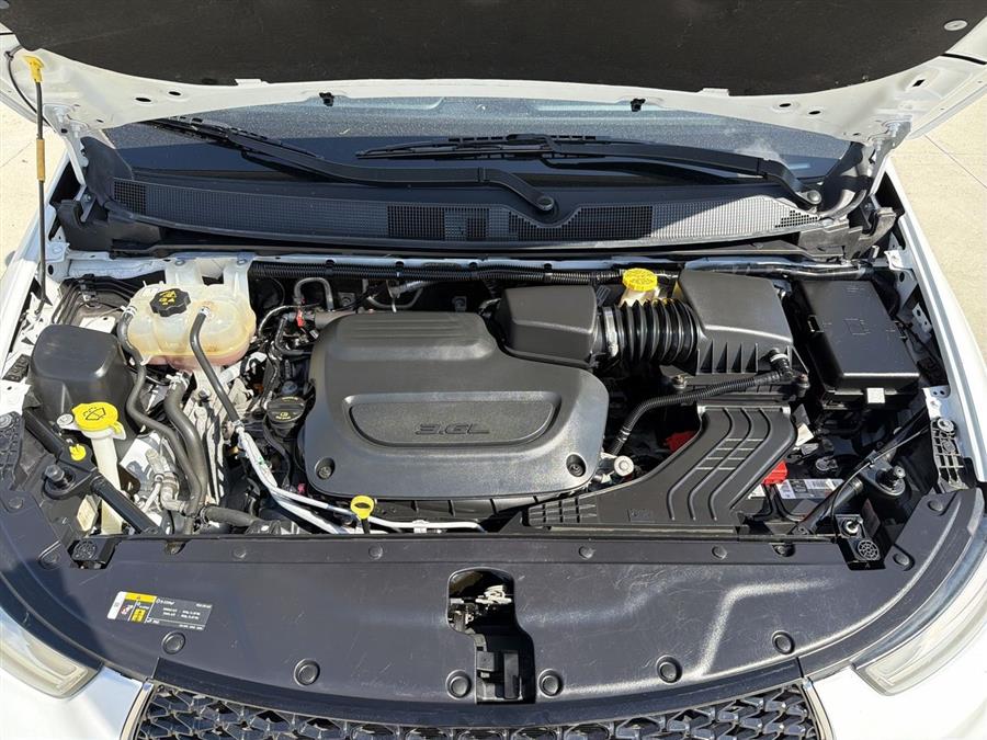 2021 Chrysler Pacifica Touring L, available for sale in Elida, Ohio | Josh's All Under Ten LLC. Elida, Ohio 2021 Chrysler Pacifica Touring L, available for sale in Elida, Ohio | Josh's All Under Ten LLC. Elida, Ohio