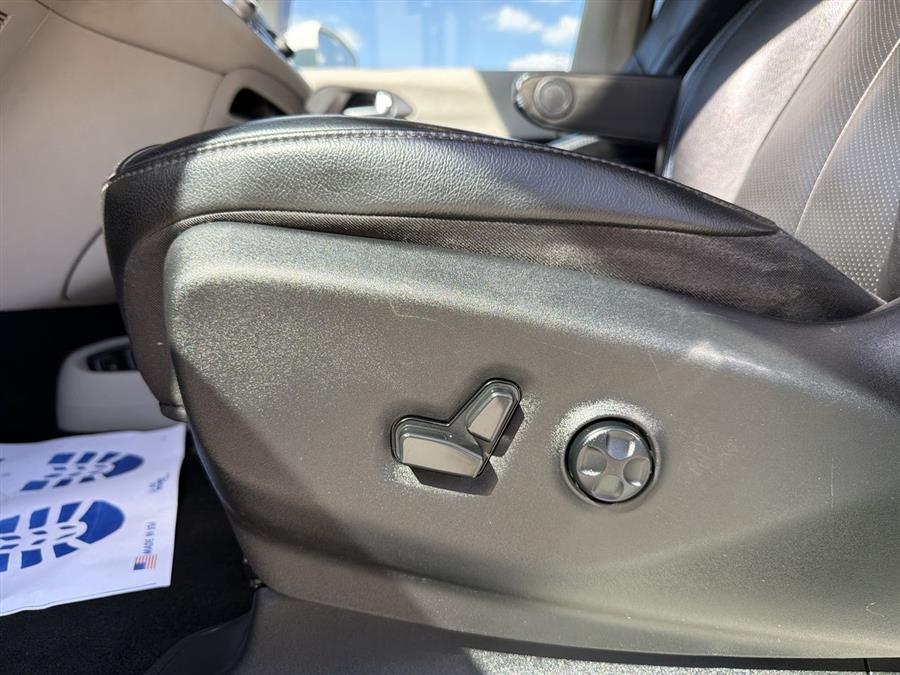 2021 Chrysler Pacifica Touring L, available for sale in Elida, Ohio | Josh's All Under Ten LLC. Elida, Ohio 2021 Chrysler Pacifica Touring L, available for sale in Elida, Ohio | Josh's All Under Ten LLC. Elida, Ohio