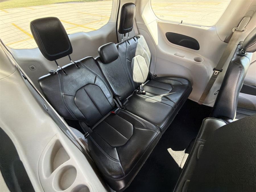 2021 Chrysler Pacifica Touring L, available for sale in Elida, Ohio | Josh's All Under Ten LLC. Elida, Ohio 2021 Chrysler Pacifica Touring L, available for sale in Elida, Ohio | Josh's All Under Ten LLC. Elida, Ohio