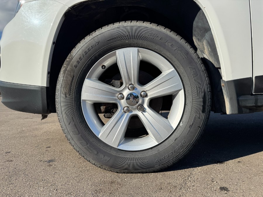 2014 Jeep Compass 4WD 4dr North, available for sale in Ortonville, Michigan | Marsh Auto Sales LLC. Ortonville, Michigan 2014 Jeep Compass 4WD 4dr North, available for sale in Ortonville, Michigan | Marsh Auto Sales LLC. Ortonville, Michigan