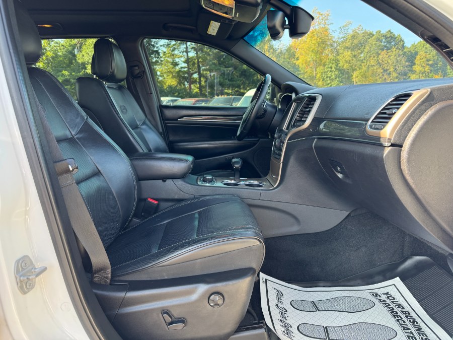 2015 Jeep Grand Cherokee 4WD 4dr Overland, available for sale in Ortonville, Michigan | Marsh Auto Sales LLC. Ortonville, Michigan 2015 Jeep Grand Cherokee 4WD 4dr Overland, available for sale in Ortonville, Michigan | Marsh Auto Sales LLC. Ortonville, Michigan