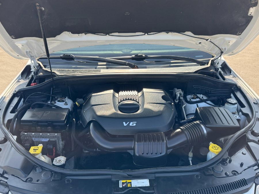 2015 Jeep Grand Cherokee 4WD 4dr Overland, available for sale in Ortonville, Michigan | Marsh Auto Sales LLC. Ortonville, Michigan 2015 Jeep Grand Cherokee 4WD 4dr Overland, available for sale in Ortonville, Michigan | Marsh Auto Sales LLC. Ortonville, Michigan