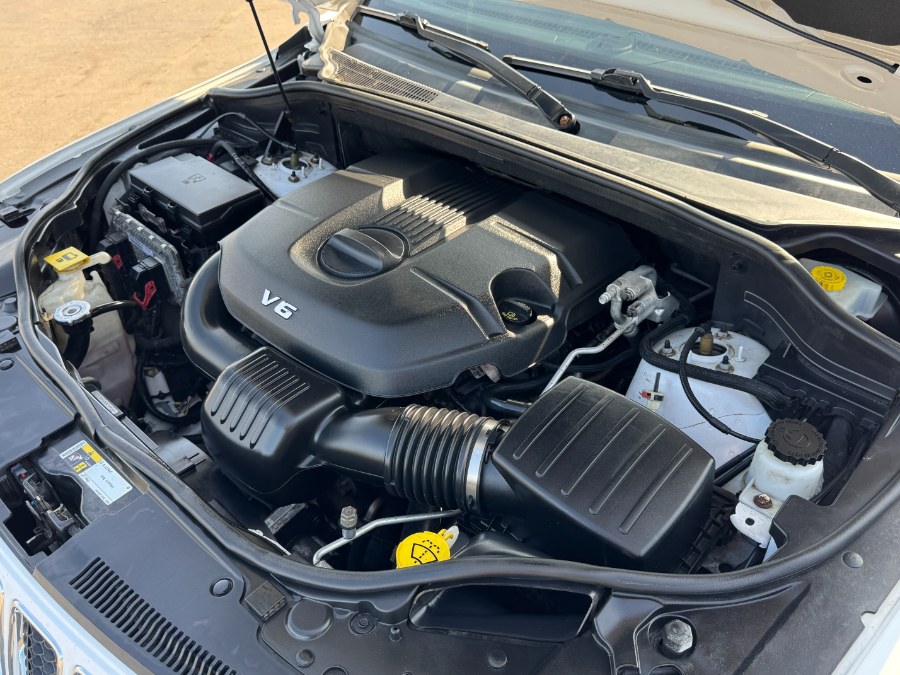 2015 Jeep Grand Cherokee 4WD 4dr Overland, available for sale in Ortonville, Michigan | Marsh Auto Sales LLC. Ortonville, Michigan 2015 Jeep Grand Cherokee 4WD 4dr Overland, available for sale in Ortonville, Michigan | Marsh Auto Sales LLC. Ortonville, Michigan