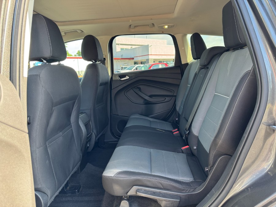 2015 Ford Escape FWD 4dr SE, available for sale in Ortonville, Michigan | Marsh Auto Sales LLC. Ortonville, Michigan 2015 Ford Escape FWD 4dr SE, available for sale in Ortonville, Michigan | Marsh Auto Sales LLC. Ortonville, Michigan