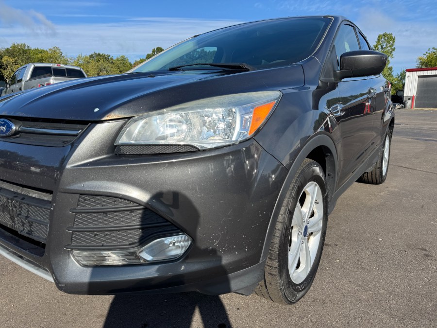 2015 Ford Escape FWD 4dr SE, available for sale in Ortonville, Michigan | Marsh Auto Sales LLC. Ortonville, Michigan 2015 Ford Escape FWD 4dr SE, available for sale in Ortonville, Michigan | Marsh Auto Sales LLC. Ortonville, Michigan