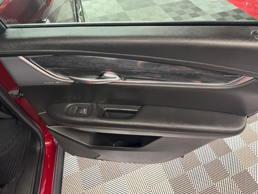 2020 Cadillac XT5 FWD 4dr Premium Luxury, available for sale in West Babylon , New York | MP Motors Inc. West Babylon , New York 2020 Cadillac XT5 FWD 4dr Premium Luxury, available for sale in West Babylon , New York | MP Motors Inc. West Babylon , New York