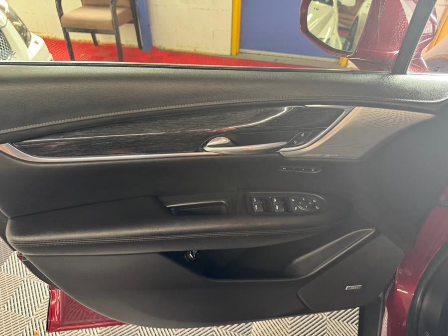 2020 Cadillac XT5 FWD 4dr Premium Luxury, available for sale in West Babylon , New York | MP Motors Inc. West Babylon , New York 2020 Cadillac XT5 FWD 4dr Premium Luxury, available for sale in West Babylon , New York | MP Motors Inc. West Babylon , New York