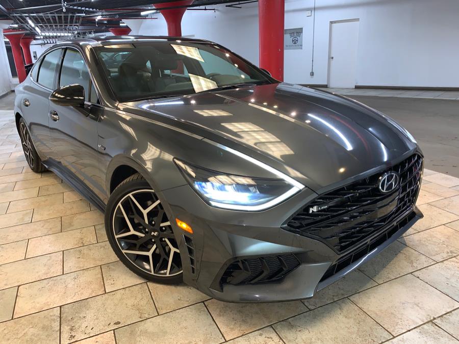 2022 Hyundai Sonata N Line photo 2