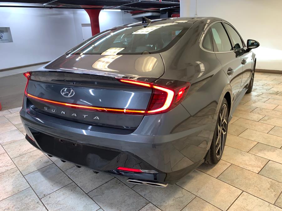 2022 Hyundai Sonata N Line photo 7
