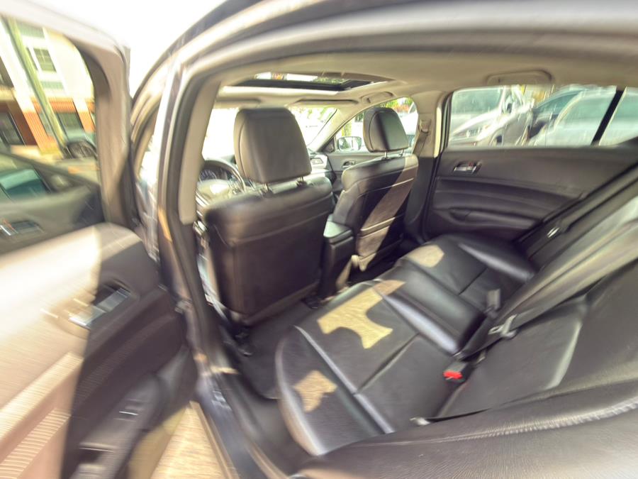 2018 Acura ILX Base Plus photo 10