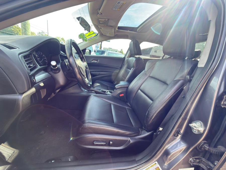 2018 Acura ILX Base Plus photo 8
