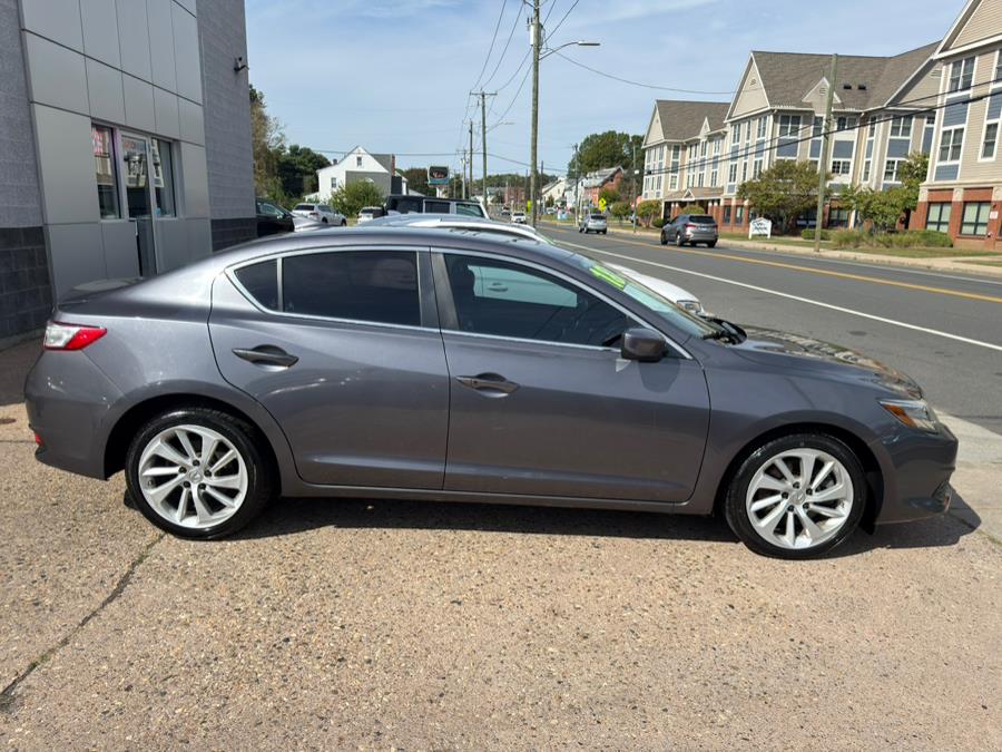 2018 Acura ILX Base Plus photo 7