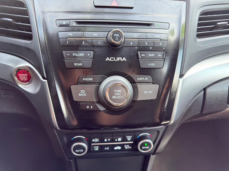 2018 Acura ILX Base Plus photo 16