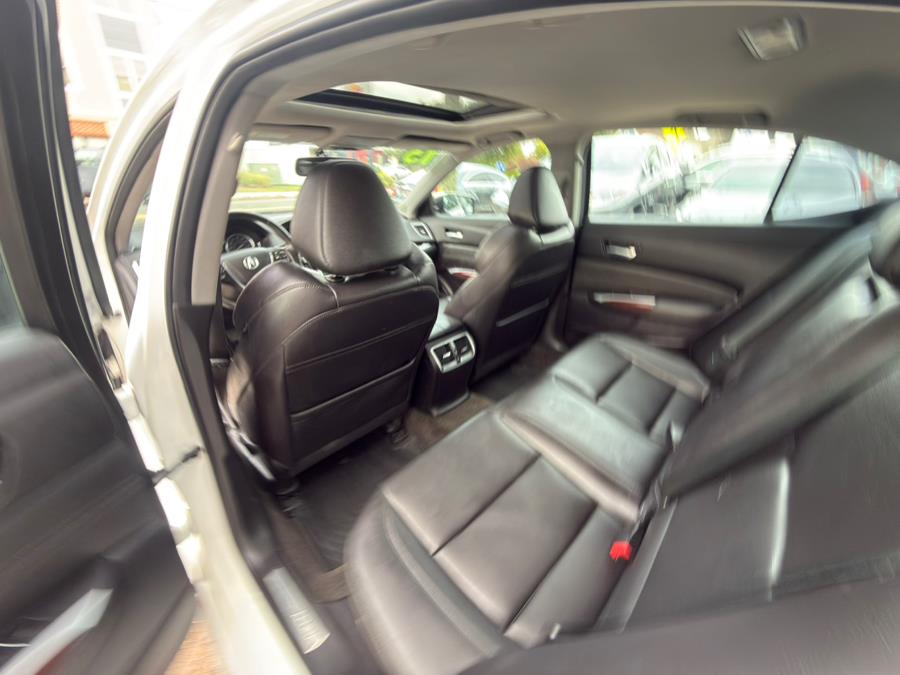 2015 Acura TLX Base photo 12