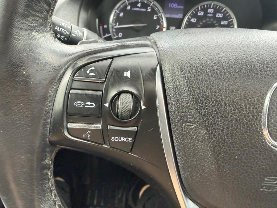 2015 Acura TLX Base photo 17