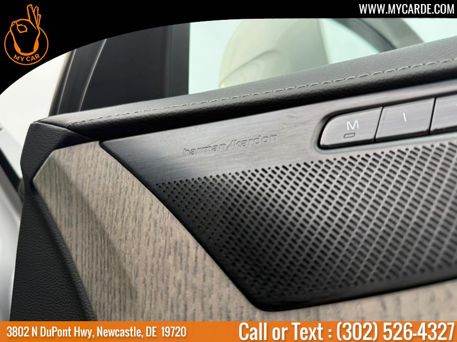 2023 Volvo XC90 Recharge T8 Ultimate photo 12