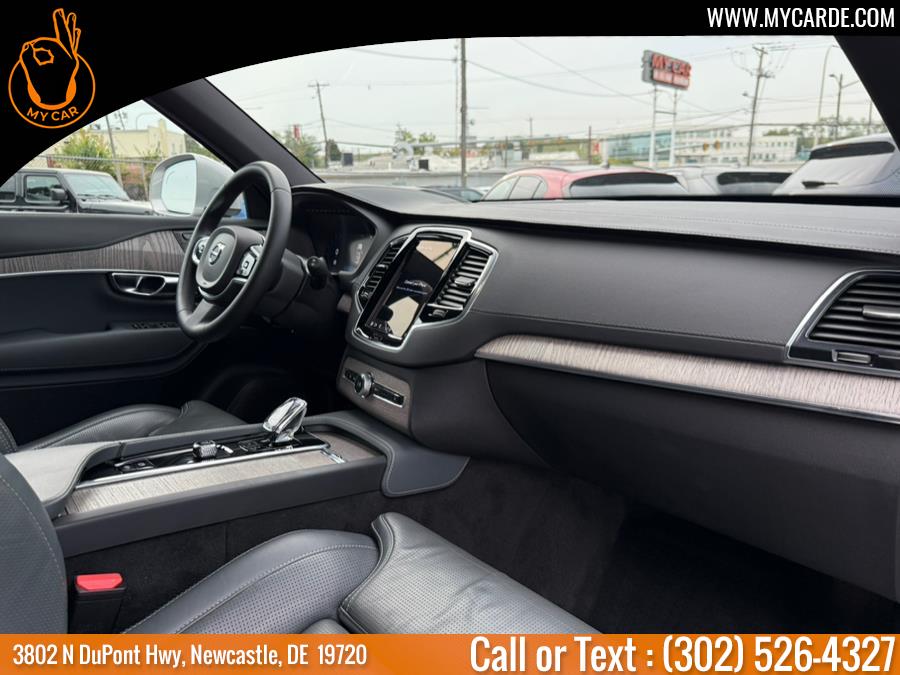 2023 Volvo XC90 Recharge T8 Ultimate photo 13