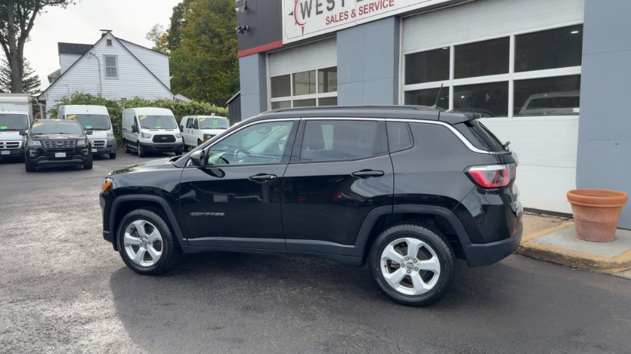 2017 Jeep Compass Latitude 4x4, available for sale in Waterbury, Connecticut | West End Automotive Center. Waterbury, Connecticut 2017 Jeep Compass Latitude 4x4, available for sale in Waterbury, Connecticut | West End Automotive Center. Waterbury, Connecticut