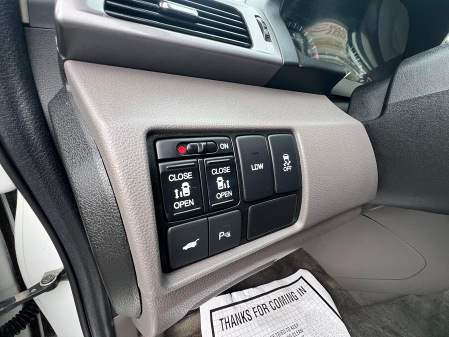2014 Honda Odyssey 5dr Touring Elite, available for sale in Lodi, New Jersey | Route 46 Auto Sales Inc. Lodi, New Jersey 2014 Honda Odyssey 5dr Touring Elite, available for sale in Lodi, New Jersey | Route 46 Auto Sales Inc. Lodi, New Jersey