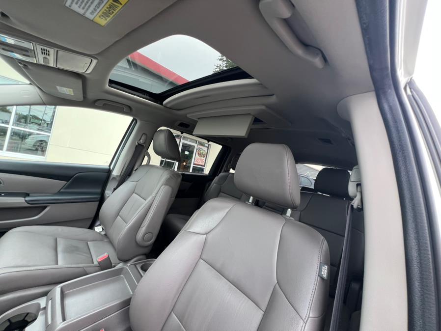 2014 Honda Odyssey 5dr Touring Elite, available for sale in Lodi, New Jersey | Route 46 Auto Sales Inc. Lodi, New Jersey 2014 Honda Odyssey 5dr Touring Elite, available for sale in Lodi, New Jersey | Route 46 Auto Sales Inc. Lodi, New Jersey