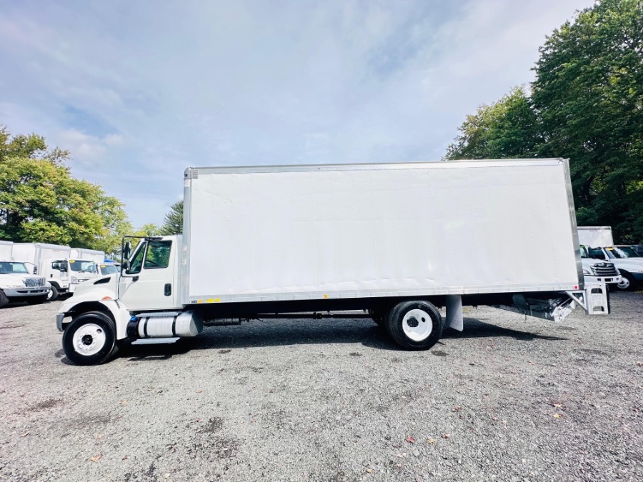 2018 INTERNATIONAL 4300 26 FEET DRY BOX  + CUMMINS  + LIFT GATE + NO CDL, available for sale in South Amboy, New Jersey | NJ Truck Spot. South Amboy, New Jersey 2018 INTERNATIONAL 4300 26 FEET DRY BOX  + CUMMINS  + LIFT GATE + NO CDL, available for sale in South Amboy, New Jersey | NJ Truck Spot. South Amboy, New Jersey