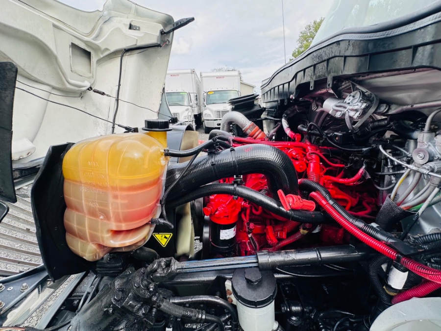 2018 INTERNATIONAL 4300 26 FEET DRY BOX  + CUMMINS  + LIFT GATE + NO CDL, available for sale in South Amboy, New Jersey | NJ Truck Spot. South Amboy, New Jersey 2018 INTERNATIONAL 4300 26 FEET DRY BOX  + CUMMINS  + LIFT GATE + NO CDL, available for sale in South Amboy, New Jersey | NJ Truck Spot. South Amboy, New Jersey