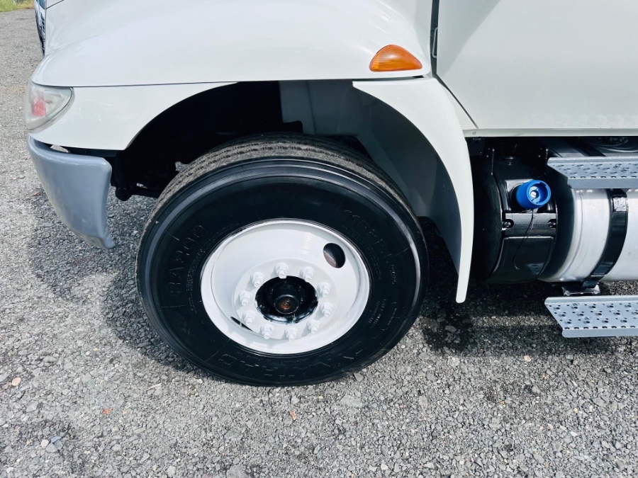 2018 INTERNATIONAL 4300 26 FEET DRY BOX  + CUMMINS  + LIFT GATE + NO CDL, available for sale in South Amboy, New Jersey | NJ Truck Spot. South Amboy, New Jersey 2018 INTERNATIONAL 4300 26 FEET DRY BOX  + CUMMINS  + LIFT GATE + NO CDL, available for sale in South Amboy, New Jersey | NJ Truck Spot. South Amboy, New Jersey