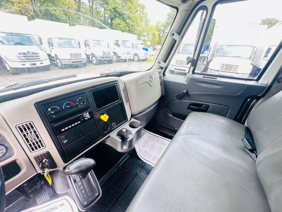 2018 International 4300 26 FEET DRY BOX  + CUMMINS  + LIFT GATE + NO CDL, available for sale in South Amboy, New Jersey | NJ Truck Spot. South Amboy, New Jersey 2018 International 4300 26 FEET DRY BOX  + CUMMINS  + LIFT GATE + NO CDL, available for sale in South Amboy, New Jersey | NJ Truck Spot. South Amboy, New Jersey