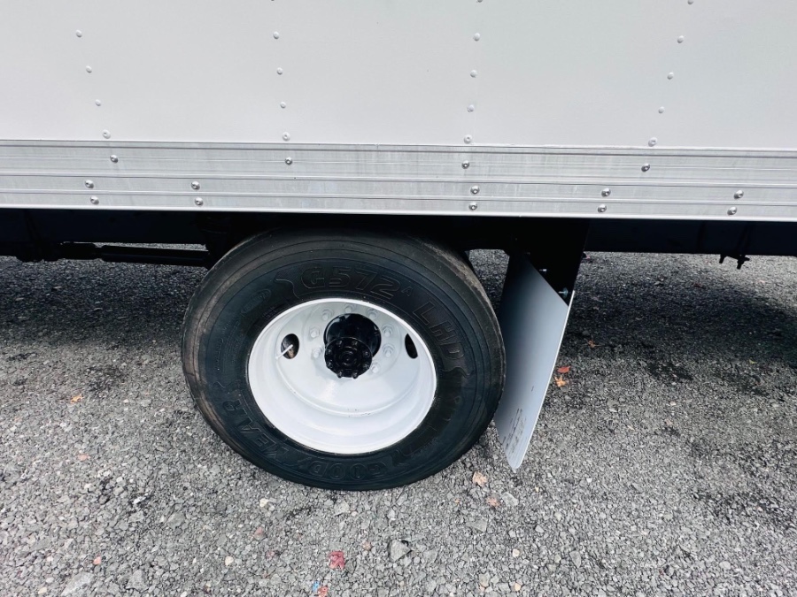 2018 International 4300 26 FEET DRY BOX  + CUMMINS  + LIFT GATE + NO CDL, available for sale in South Amboy, New Jersey | NJ Truck Spot. South Amboy, New Jersey 2018 International 4300 26 FEET DRY BOX  + CUMMINS  + LIFT GATE + NO CDL, available for sale in South Amboy, New Jersey | NJ Truck Spot. South Amboy, New Jersey