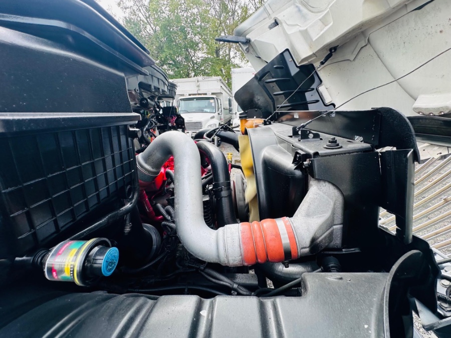 2018 International 4300 26 FEET DRY BOX  + CUMMINS  + LIFT GATE + NO CDL, available for sale in South Amboy, New Jersey | NJ Truck Spot. South Amboy, New Jersey 2018 International 4300 26 FEET DRY BOX  + CUMMINS  + LIFT GATE + NO CDL, available for sale in South Amboy, New Jersey | NJ Truck Spot. South Amboy, New Jersey