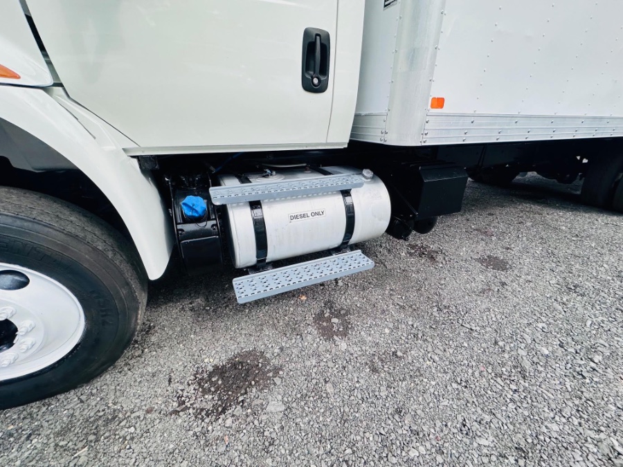 2018 International 4300 26 FEET DRY BOX  + CUMMINS  + LIFT GATE + NO CDL, available for sale in South Amboy, New Jersey | NJ Truck Spot. South Amboy, New Jersey 2018 International 4300 26 FEET DRY BOX  + CUMMINS  + LIFT GATE + NO CDL, available for sale in South Amboy, New Jersey | NJ Truck Spot. South Amboy, New Jersey