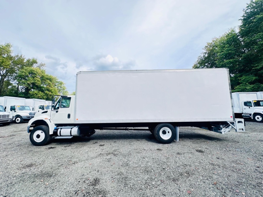 2018 International 4300 26 FEET DRY BOX  + CUMMINS  + LIFT GATE + NO CDL, available for sale in South Amboy, New Jersey | NJ Truck Spot. South Amboy, New Jersey 2018 International 4300 26 FEET DRY BOX  + CUMMINS  + LIFT GATE + NO CDL, available for sale in South Amboy, New Jersey | NJ Truck Spot. South Amboy, New Jersey