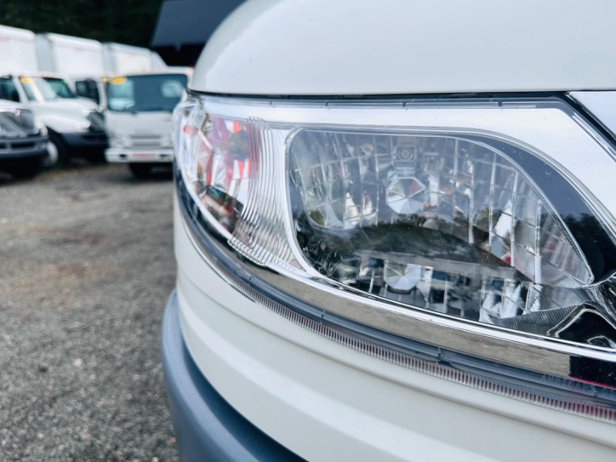 2018 International 4300 26 FEET DRY BOX  + CUMMINS  + LIFT GATE + NO CDL, available for sale in South Amboy, New Jersey | NJ Truck Spot. South Amboy, New Jersey 2018 International 4300 26 FEET DRY BOX  + CUMMINS  + LIFT GATE + NO CDL, available for sale in South Amboy, New Jersey | NJ Truck Spot. South Amboy, New Jersey